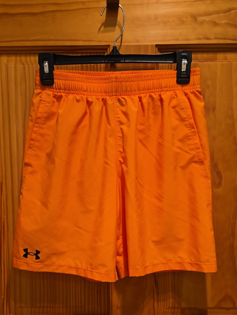 Under Armour Youths Large Bright Orange Athletic Shorts